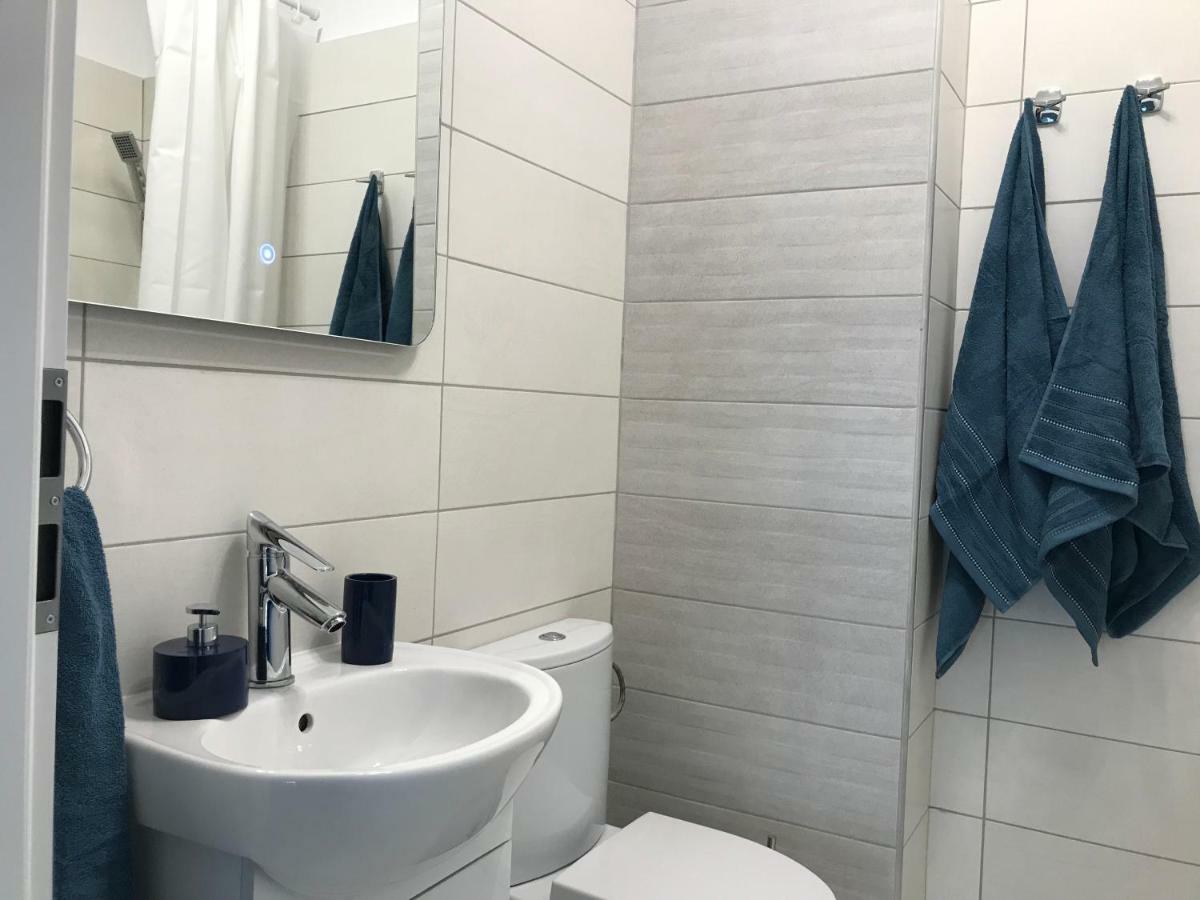 Luxury Westpark 2 Presidentialsuite With Lake View W4 Бухарест Экстерьер фото