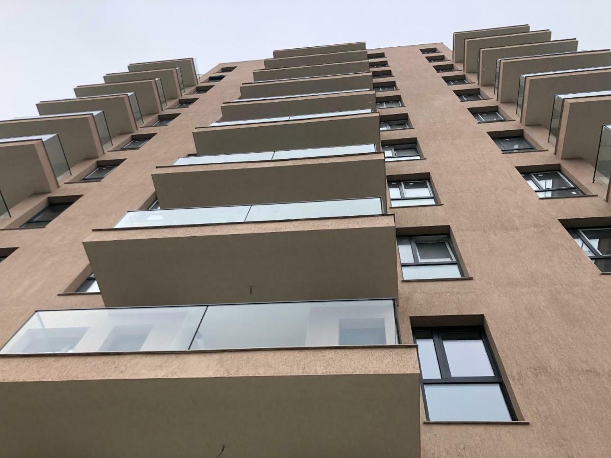 Luxury Westpark 2 Presidentialsuite With Lake View W4 Бухарест Экстерьер фото